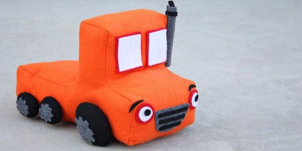 Hand drum DIY fabric truck toy