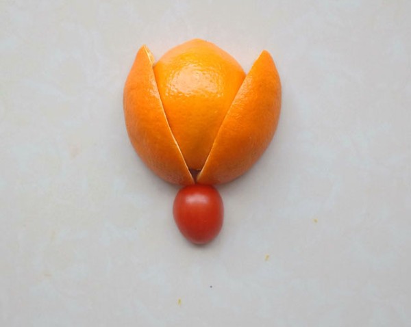 Tutorial on how to make a chicken from oranges