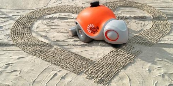 BeachBot: a mechanical sea turtle that makes giant sand paintings