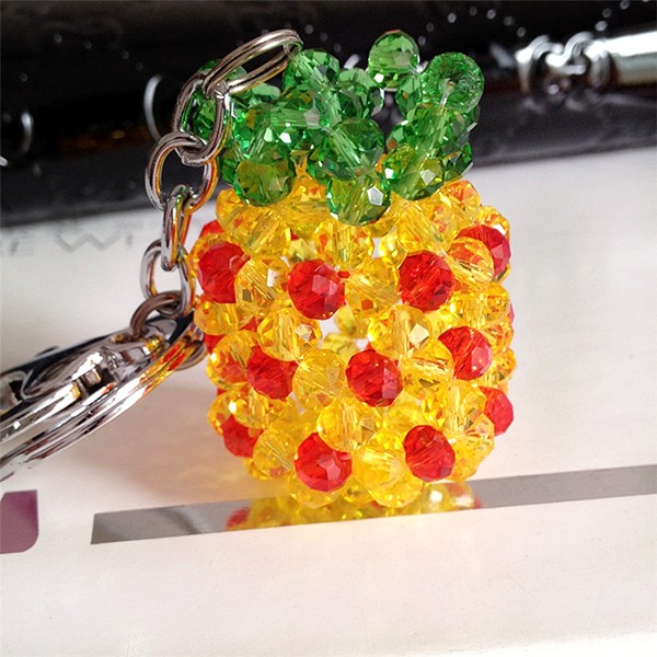 Appreciation of handmade DIY beautiful and delicious beaded pineapple pendant products