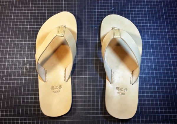 Making basic leather flip-flops (with drawings)