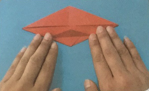 Illustration of simple origami fish for children