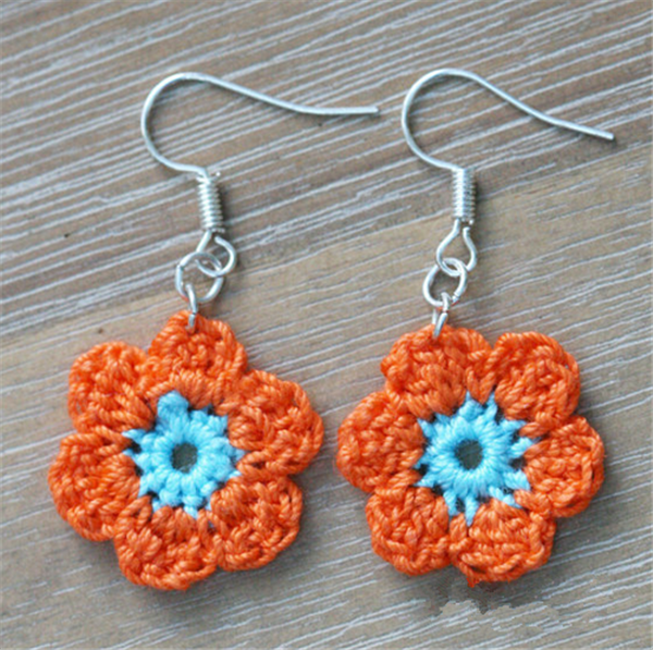 Beautiful crochet jewelry and a pair of creative handmade DIY earrings