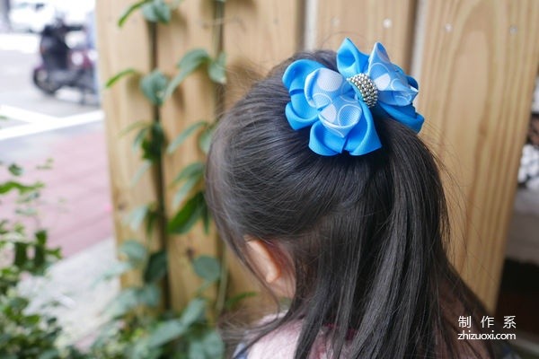 Hand-made beautiful head flowers with ribbons, hand-made methods for shiny fat fat love bow hair accessories and hairpins