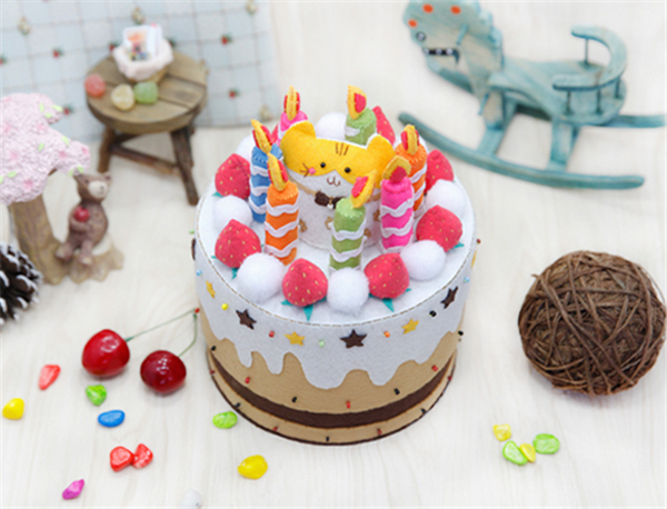 Fabric DIY cute kitten birthday cake storage box