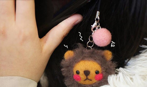 Appreciation of creative handmade wool felt DIY Leo pendant products