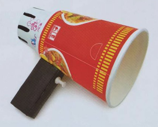 Make a homemade shouting microphone using a paper cup, DIY handicraft for primary school students