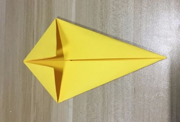 Simple origami for children-teach you how to fold a small fish