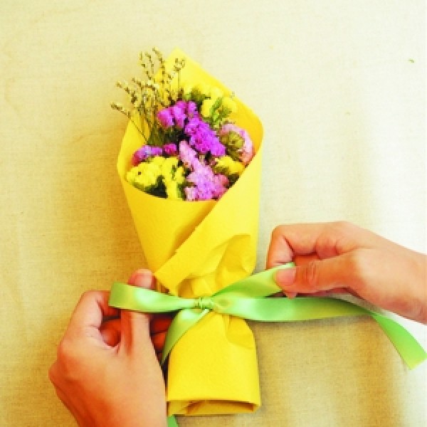 Simple bouquet creative handmade gift tutorial for Teachers' Day