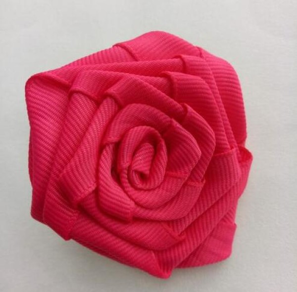 Making roses with threaded tape creative handmade tutorial