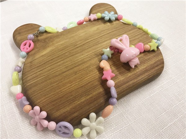 Childrens handmade DIY paradise beaded DIY works cute little bunny