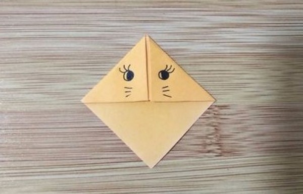 Simple handmade origami, cute bookmark folding method