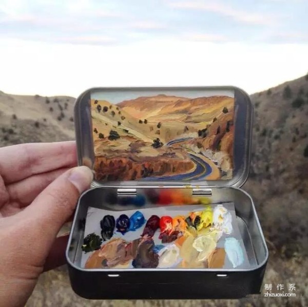 How do you put the scenery along the way into a small tin box? It’s simply artistic to the extreme.