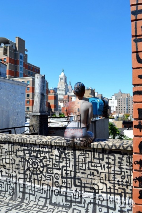 Invisible New York street art, body painting paintings