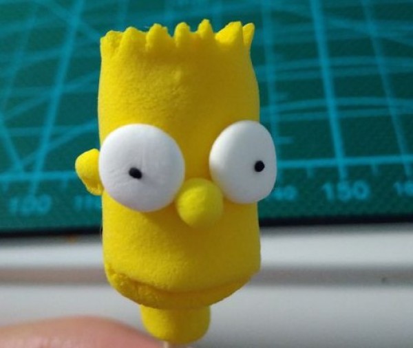 Use ultra-light clay to make the cartoon character Simpson DIY tutorial