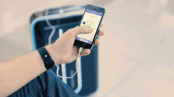 ravelmate automatically follows smart luggage