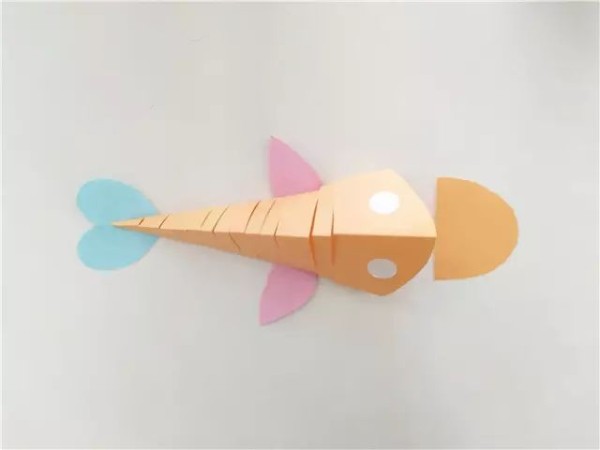 How to make cool 3D fish from cardboard