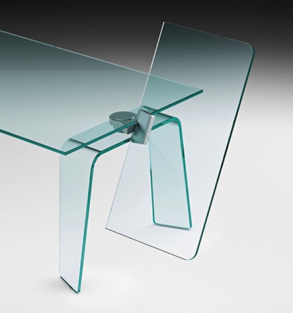 Extended structure glass table