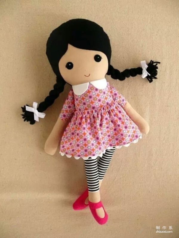 These dolls are so cute and easy to make. A guide to sewing doll stitches is included.