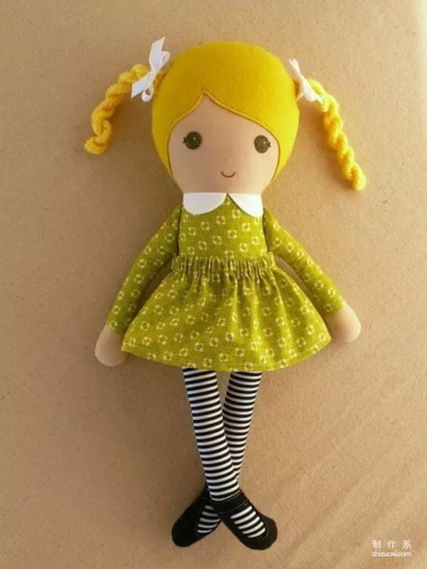 These dolls are so cute and easy to make. A guide to sewing doll stitches is included.