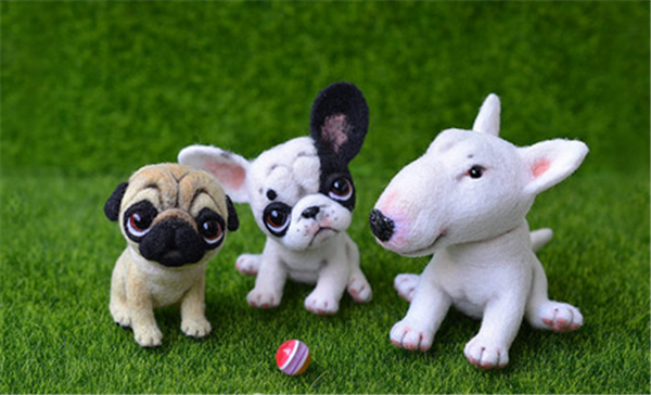 Cute pug and chihuahua works made of handmade wool felt