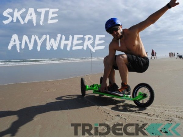 Trideck three wheel skateboard