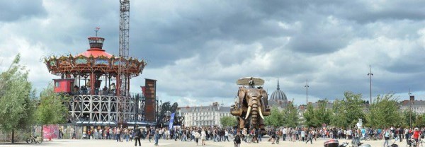 Mechanical City of Nantes, France: Robot animals are on the move