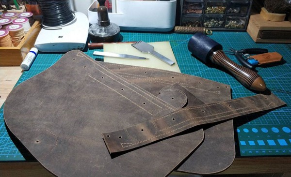 Postman Messenger Bag Production Process Record