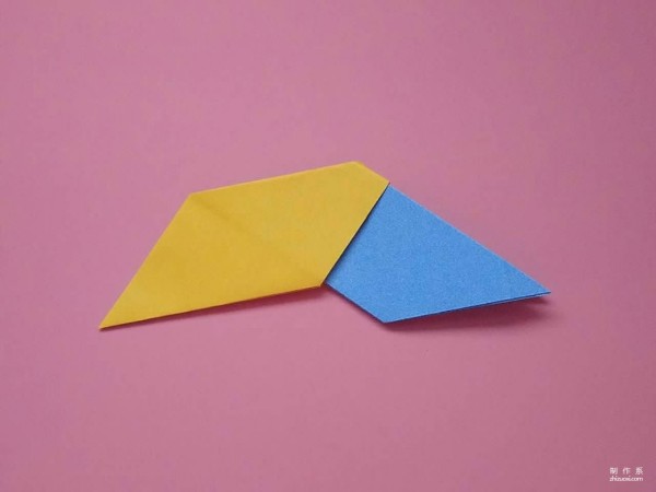 A deformable dart origami that can be made in just a few simple steps