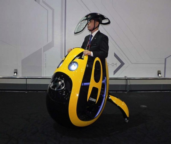 Hyundai displays super cute egg-shaped mobility scooter