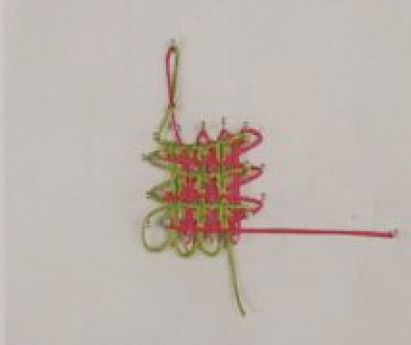 Illustration of three-turn long knot knitting method