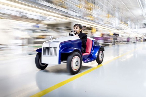 Rolls-Royces handmade childrens car is designed to alleviate childrens fear of surgery