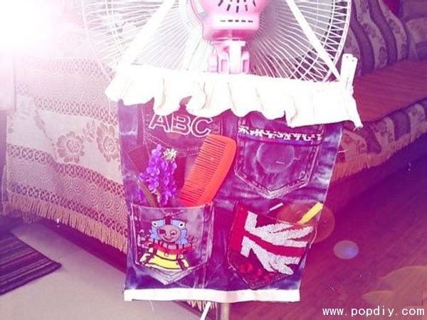 Handmade fabric DIY creative use of jeans pockets to make hanging small item storage bags