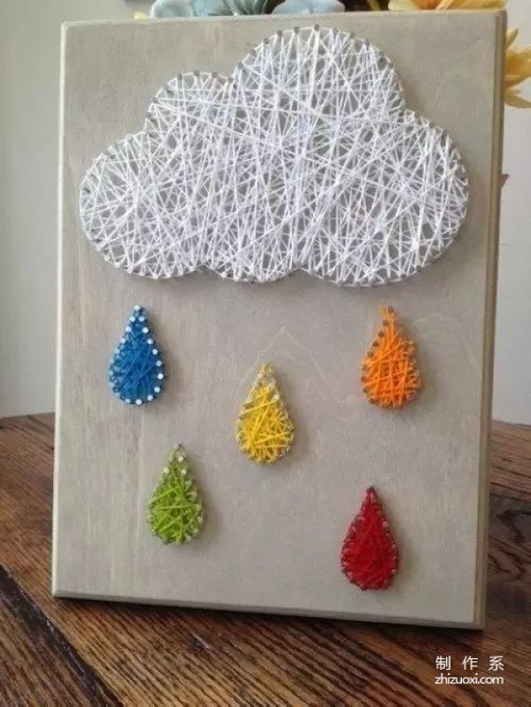 When nails meet wool, imagination creates works of art