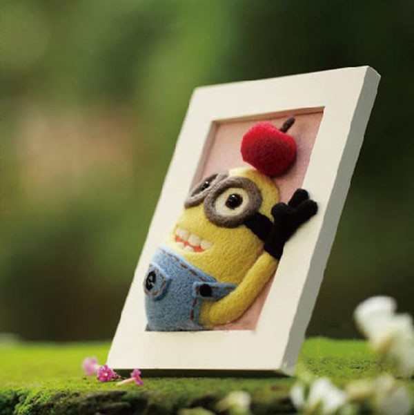 Handmade DIY creative wool felt cute minion photo frame