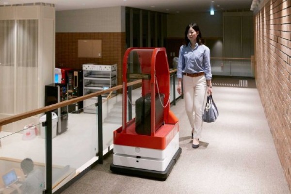 Fully robot hotel opens in Nagasaki, Japan