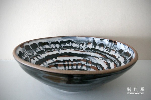 Ever-changing ceramic art