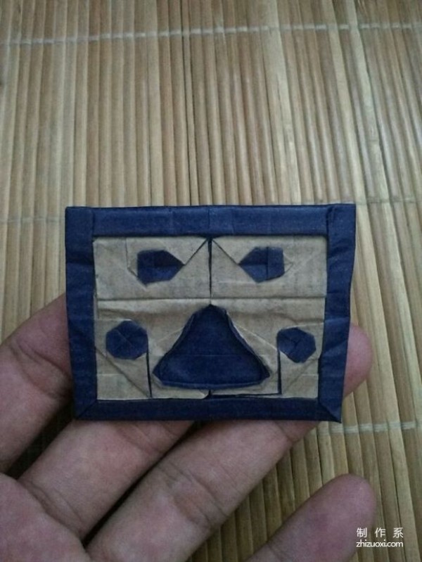 Fold the Baidu logo using paper DIY origami real shot tutorial