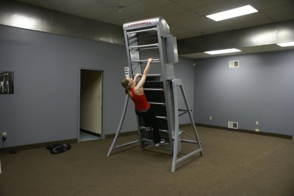 Stair-climbing fitness machine, the nine-step staircase will keep you running