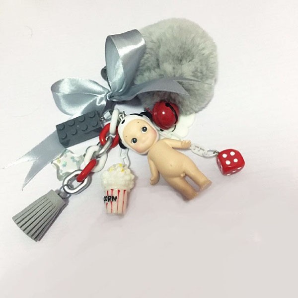 Share with you a cute and cute doll key pendant