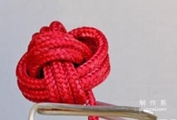 Chinese knot art: simple fist knot Chinese knot weaving method