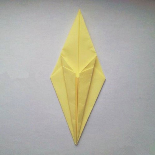 Animal origami-dragonfly making steps