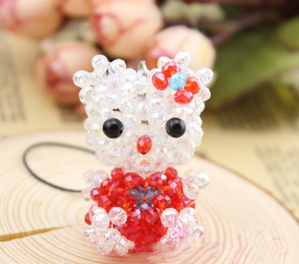 Appreciation of the hand-beaded crystal clear love kitty cat pendant product