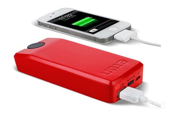 Hand crank power bank