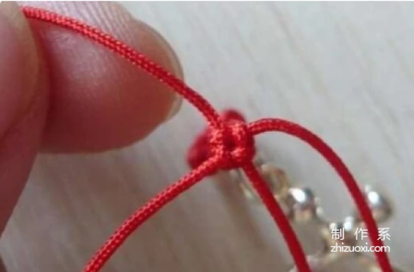 How to make a simple and beautiful bracelet from a rope