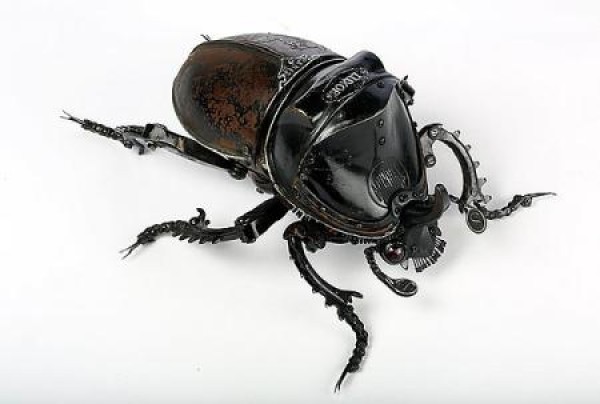 Realistic mechanical insects