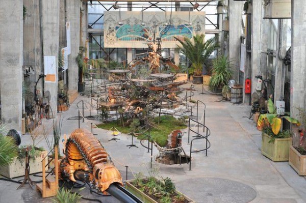 Mechanical City of Nantes, France: Robot animals are on the move