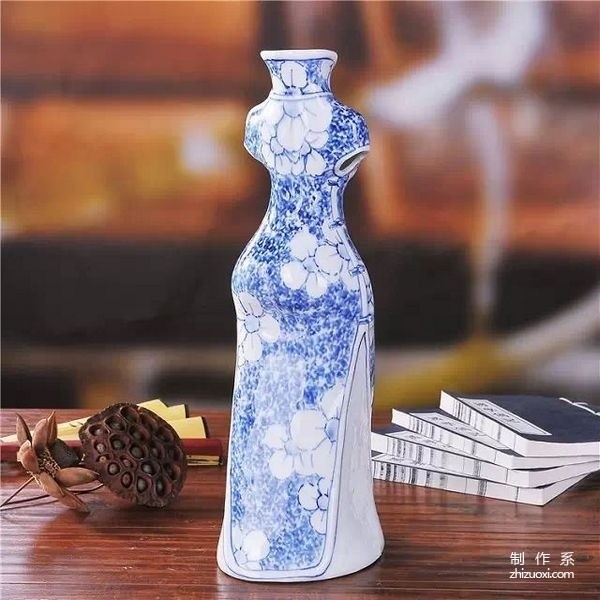 Creative Chinese style, when cheongsam meets blue and white porcelain