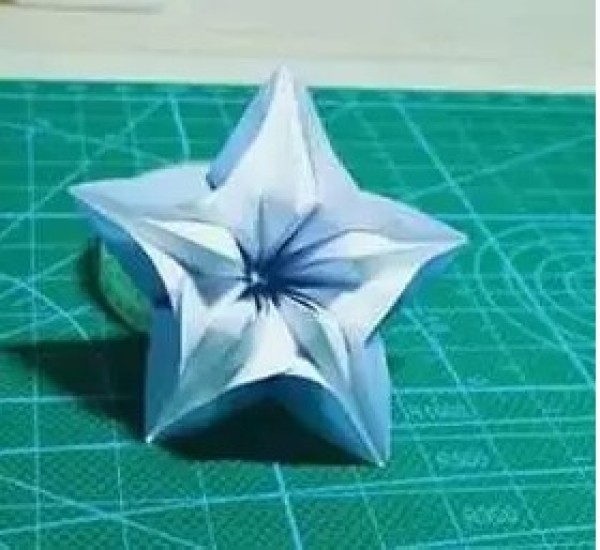 Kindergarten peach blossom handmade origami and clay tutorial collection