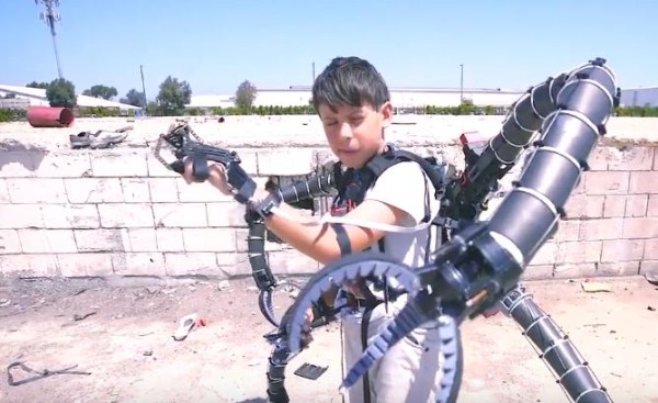 A 19-year-old boy made tens of millions by speculating in Bitcoin and spent 3 million to develop an octopus robotic arm